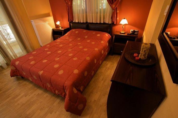 Oreiades Ξενοδοχείο Κρυονέρι Εξωτερικό φωτογραφία